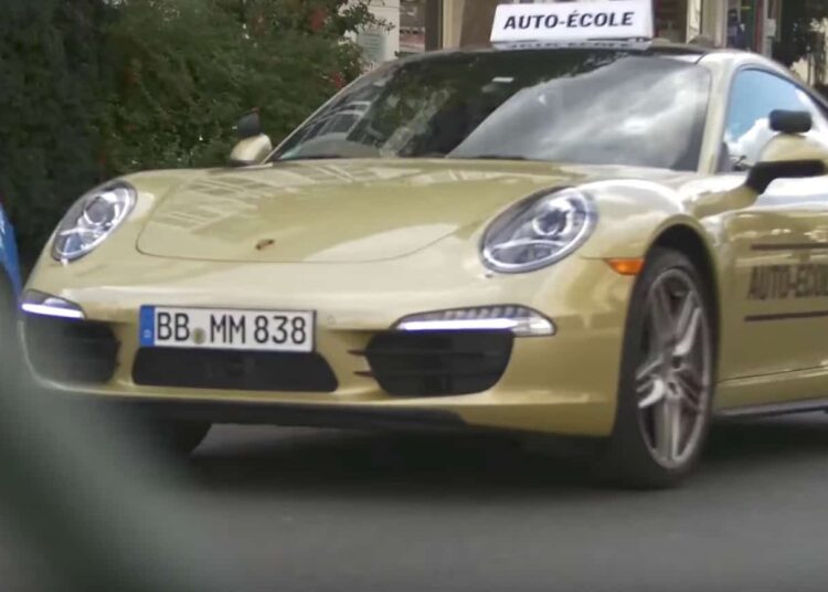 L’enfer de la première leçon de conduite.