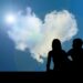 Couple nuage en coeur penser à son ex