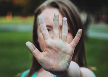 Introverti à l’unif : Comment gérer sans culpabiliser