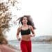 pexels-andrea-piacquadio - femme qui court - 10 raisons de te mettre au sport