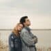 unsplash-milan-popovic - fille et garçon ensemble - comment détecter et sortir de la friend zone