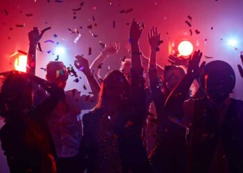 10 bonnes raisons de faire la fête durant tes études