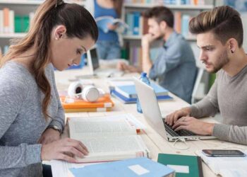 Faut-il étudier seul ou en groupe