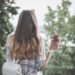 Astuces étudiantes pour faire pousser ses cheveux plus vite