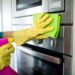 Astuces pour nettoyer le four dans un kot
