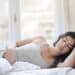 fille lit dormir astuces sommeil