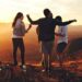 3 jeunes fête vacances étudiant pas cher