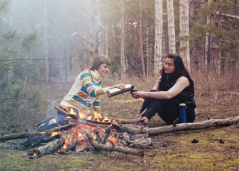 feu de bois deux filles slow tourisme