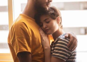 couple fille garcon dossier la jalousie chez les étudiants