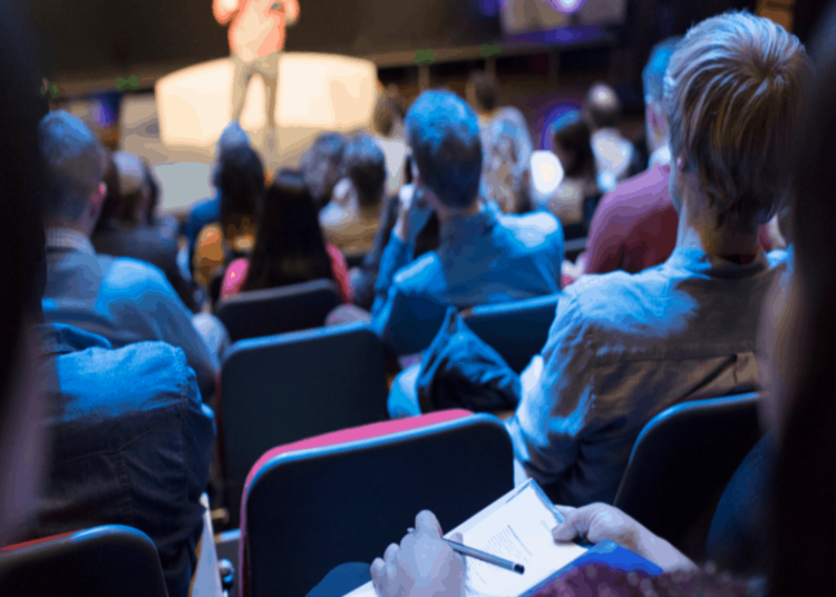 jeune auditoire profil etudiant craquer