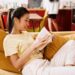 fille qui lit se mettre a la lecture
