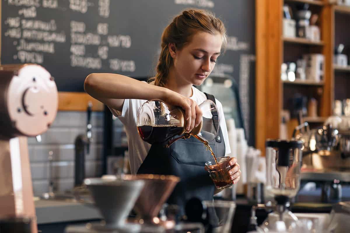 Pourquoi avoir un job étudiant