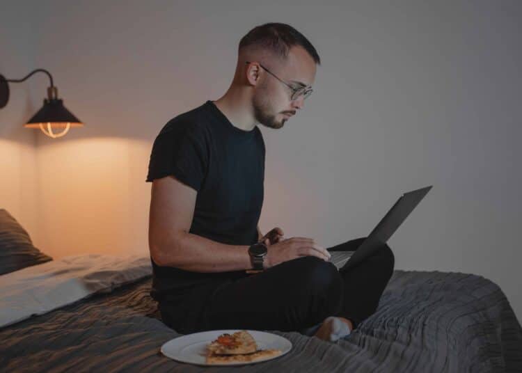 garcon seule dans sa chambre 4 films à ne pas regarder si rupture