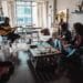 Pexels Wendy Wei - 3 jeunes dans un appartement - Meilleur des colocs