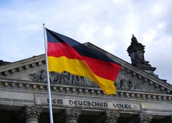 pexels-ingo-joseph-drapeau allemand - Les raisons d'apprendre l'allemand