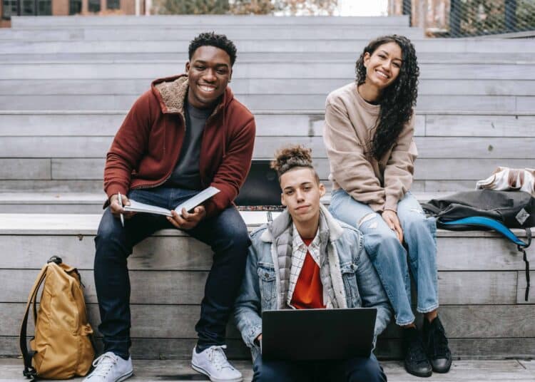 pexels-keira-burton-spores collectif pour les jeunes