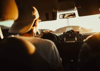 pexels-tobi - femme conduit - Ces 6 moments qui te rappellent que t'as pas le permis