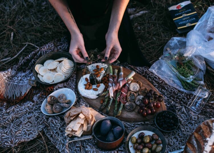 pexels-rachel-claire-pique nique nature - comment faire un pique-nique de luxe sans péter le budget