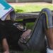 unsplash-tony-tran - etudiante qui se repose - 6 memes qui vont te rappeler que t'es un vrai flemmard