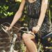 pixabay - pexels - jeune fille sur un velo - Top 5 des meilleurs moyens de transport écolo