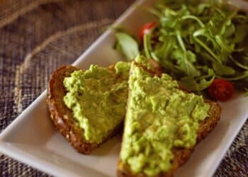 pexels-kasumi-loffler-guacamole Les guacamoles pour l'apéro
