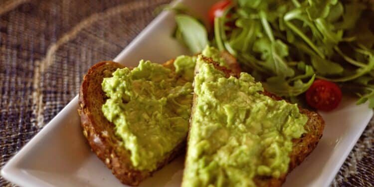 pexels-kasumi-loffler-guacamole Les guacamoles pour l'apéro