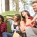 pexels-andrea-piacquadio-4 jeunes dans un camping - 6 destinations pas chères à faire entre potes