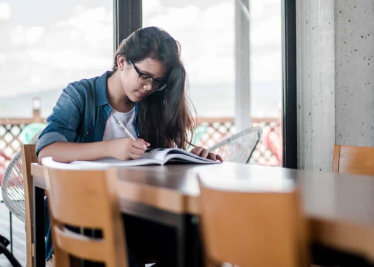 unsplash-kyle-gregory-devaras - 6 memes qui résument bien ce que tu vis quand t'as une seconde sess'