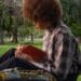 pexels-rfstudio- fille qui etudie dans un parc - 5 moments qui vont te rappeler ton passage en superieur
