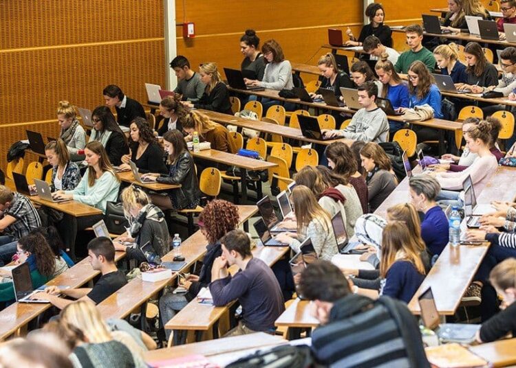 précarité étudiante aktu