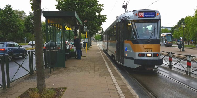 nouveautés à la stib pour les jeunes - wiki commons