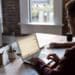 bench-accounting-homme sur un ordinateur -5 sites pour rendre tes travaux super stylésunsplash