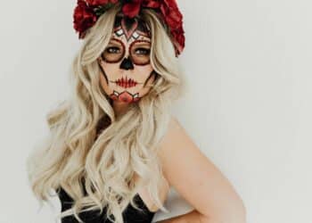 pexels-alesia-kozik-fille déguisée pour le carnaval - Quel déguisement pour une soirée carnaval