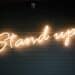 unsplash - louis-smit - affiche de stand up - Étudiants le jour, humoristes la nuit