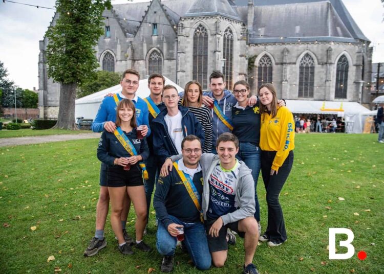 Interview Régionale à Louvain-La-Neuve : découvre l’Union Binchoise des étudiants de LLN !