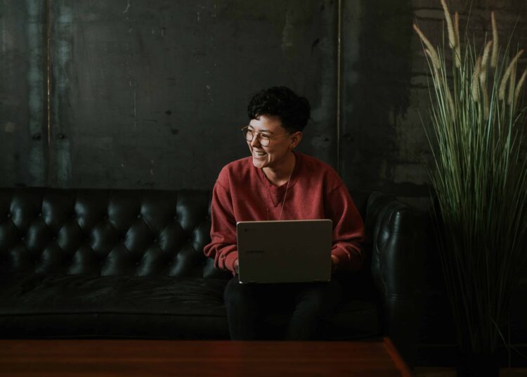 Pourquoi tu devrais créer des memes (avec Kotplanet)