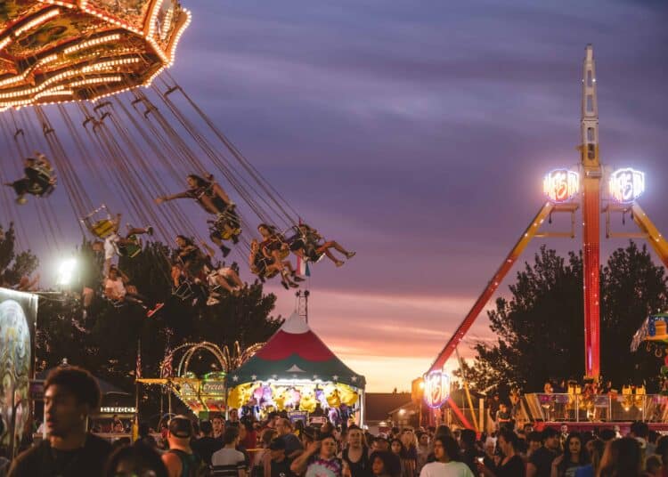 pexels-brett-sayles-parc d'attraction - Top 4 des parcs d’attractions belges qui ouvrent bientôt