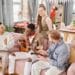 pexels-cedric-fauntleroy-groupes de potes en vacances - Vacances pas cher 5 astuces pour partir entre potes