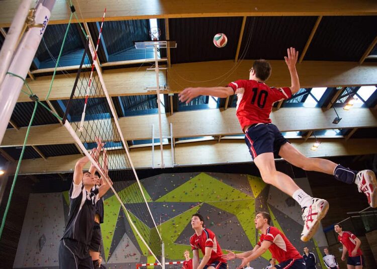 flickr - match de volley - les Wolves de l'UCLouvain dominants en finales de sport universitaire