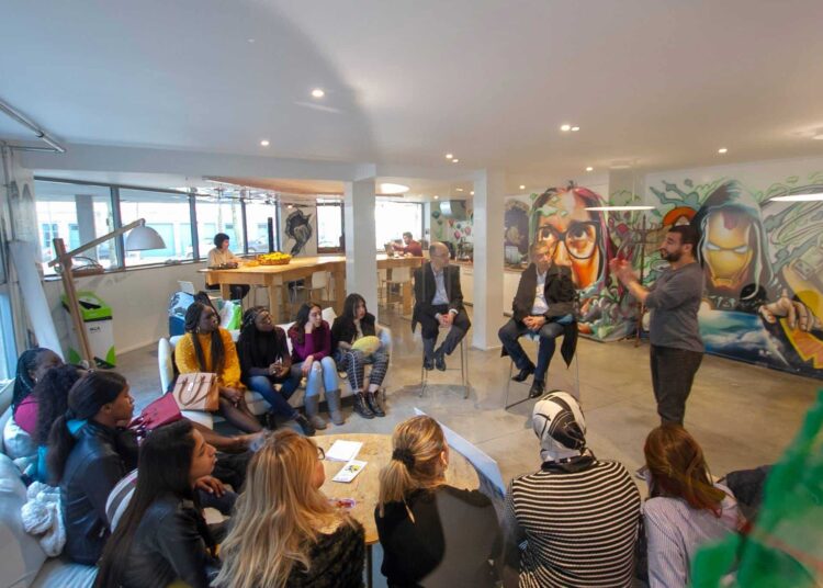 Molengeek - studeo - MolenGeek porte les jeunes et leurs projets