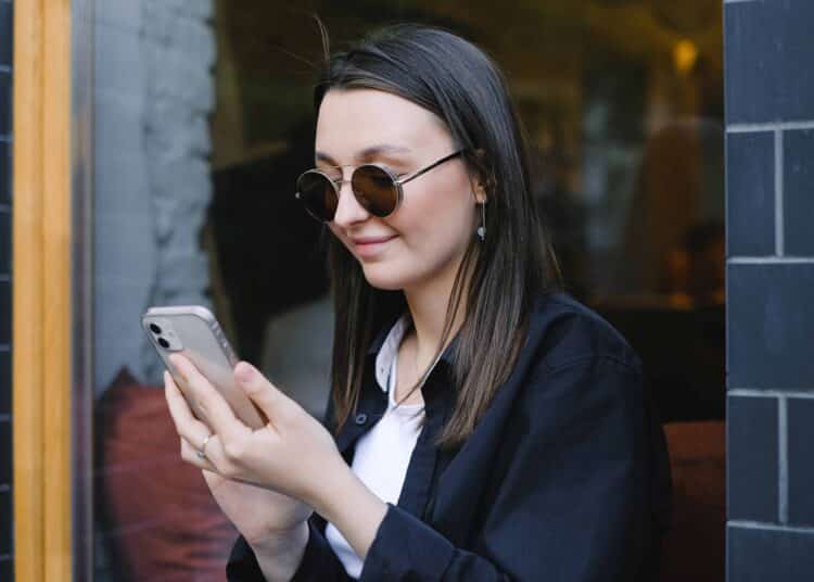 pexels-anna-shvets-Comment soutenir des oeuvres caritatives avec Better