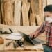 pexels-ivan-samkov-homme dans la construction - La construction cherche des talent