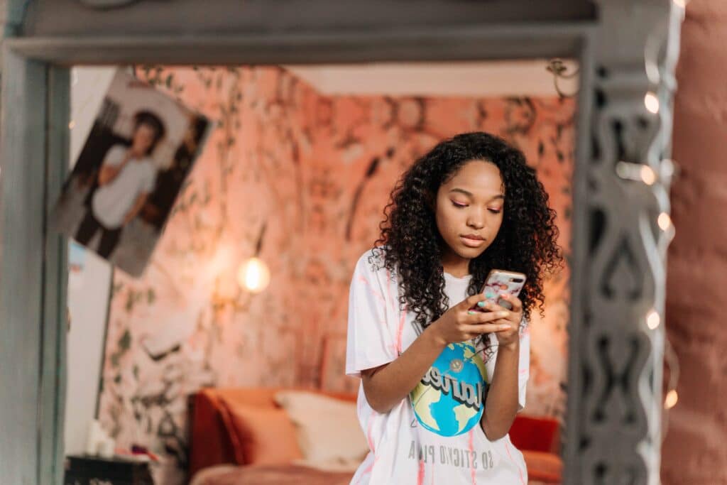 pexels-cottonbro-Comment les étudiants se préparent-ils à leur Erasmus