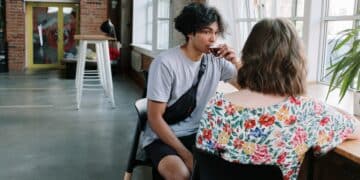 Is het liefde of vriendschap ? 4 signalen kunnen je het vertellen.