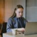pexels-anna-shvets-600 heures pour les jobs étudiants, une bonne nouvelle pour tous