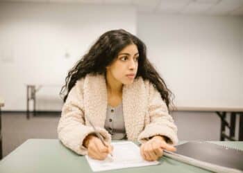 pexels-rodnae-productions - Si tes examens te stressent, ces 5 memes sont pour toi