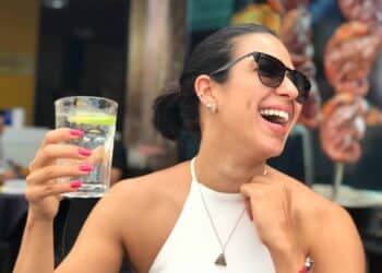 pexels-fernanda-latronico-Pourquoi arrêter l’alcool quand on est étudiant ?