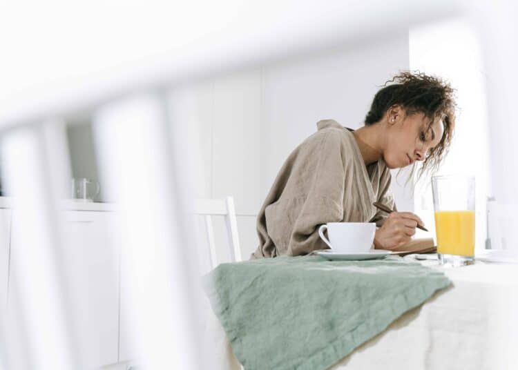 pexels-ivan-samkov-7901765