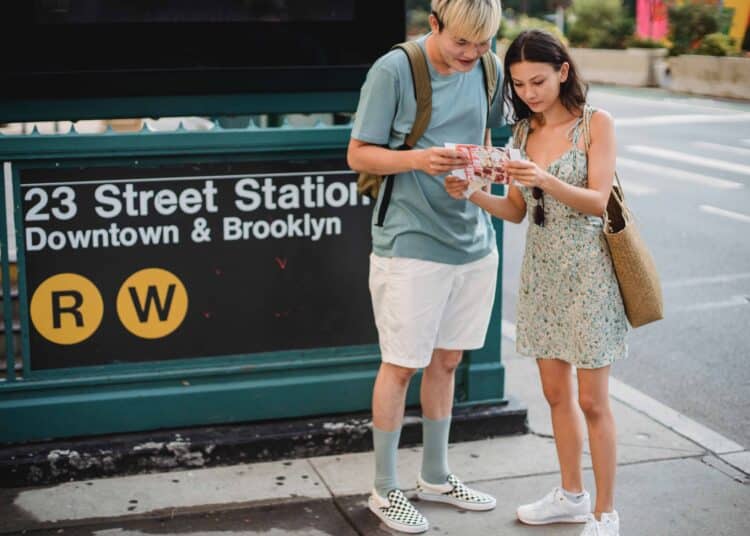 pexels-samson-katt-La FWB renforce le programme FAMES de mobilité étudiante hors-UE