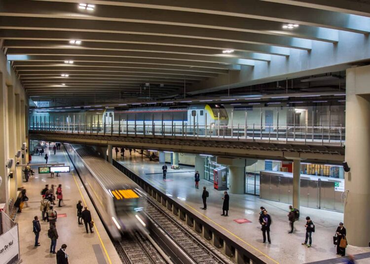 Bruxelles-métro-Schuman - actualité-kotplanet
